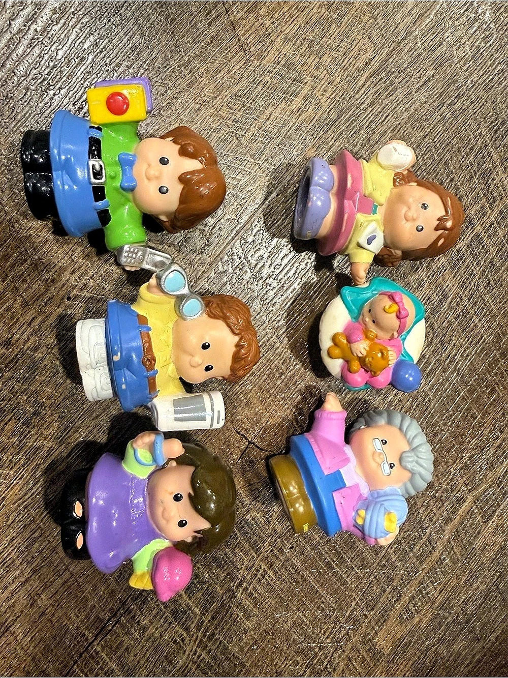 Fisher-Price Little People family lot